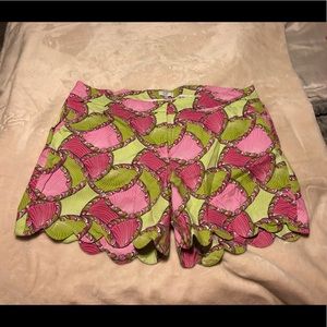 Scalloped Hem Shorts